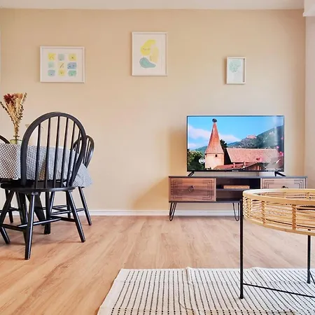 Le Petit Leon - - Fibre - Rbnb Apartman